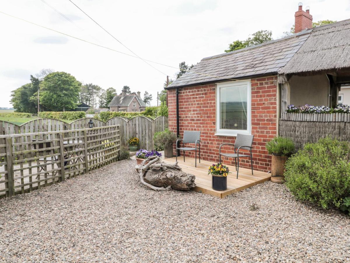 St Cuthbert'S Cottage Beal ภายนอก รูปภาพ